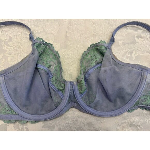 Wacoal Size 34DD Embrace Lace Underwire Bra Sheer 65191 Purple Green Stained - Picture 5 of 8